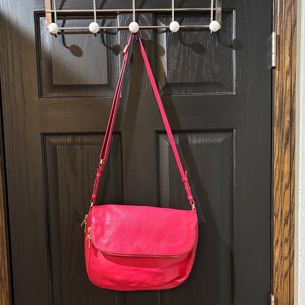 Fossil Vibrant Pink Leather Crossbody Bag